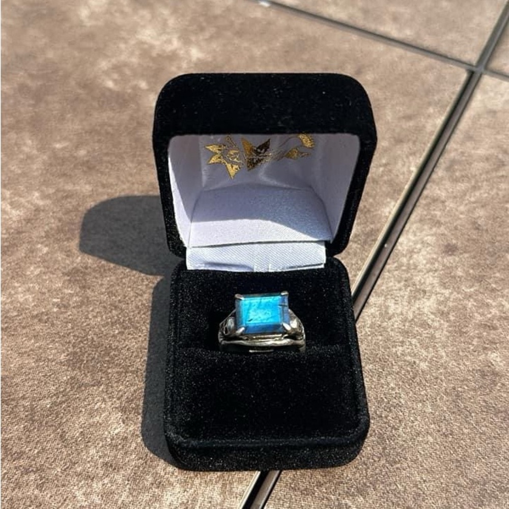 Margaret cross ring